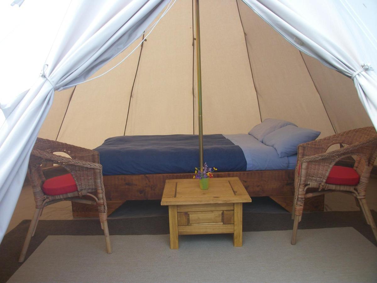 Aille River Tourist Hostel Glamping Doolin Esterno foto
